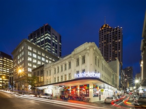 Hotel DeBrett Auckland